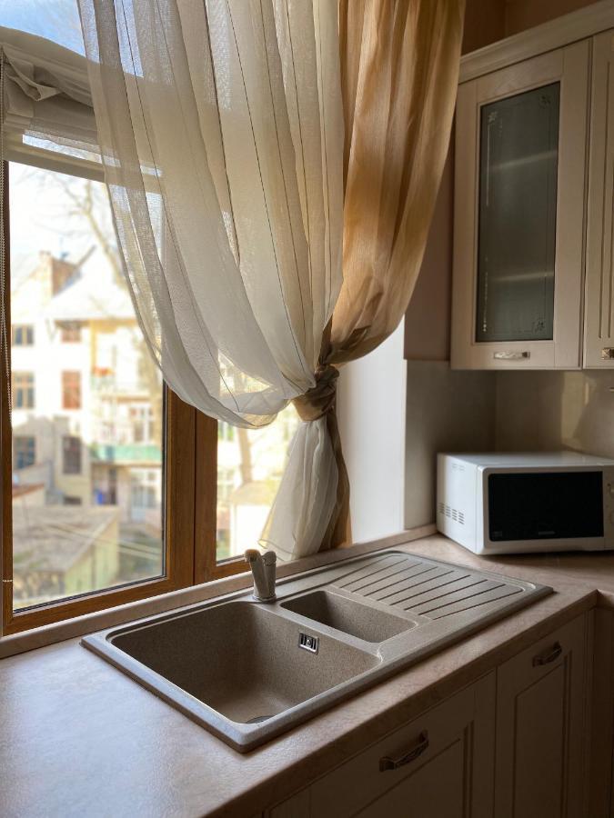 Grand Apartment Lviv Exterior photo